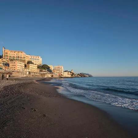 Mare Blu E Gaslini